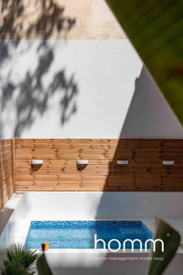 Nemeseos 1St Floor Homm Apartment With Roof Garden And Wading Pool Афины Экстерьер фото